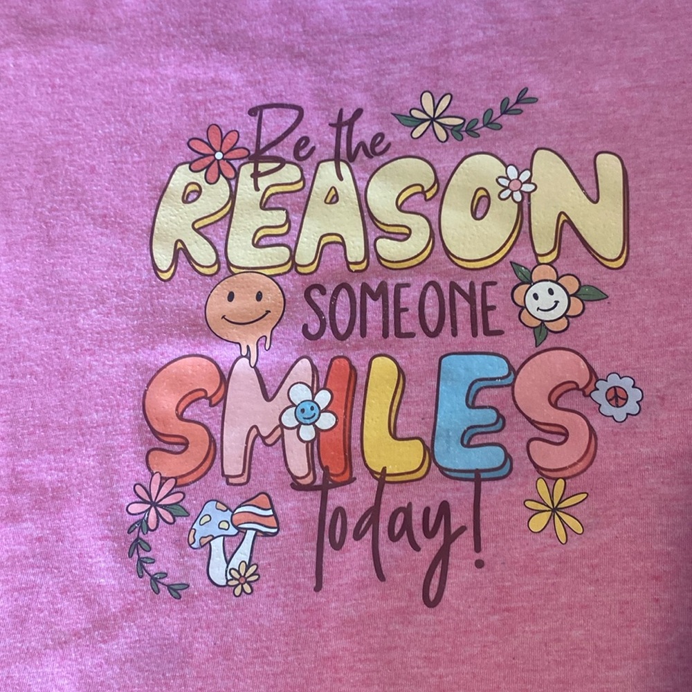 Gently Used-Danskin-L/G(12-14)-Pink T-Shirt “Be the Reason Someone Smiles Today”